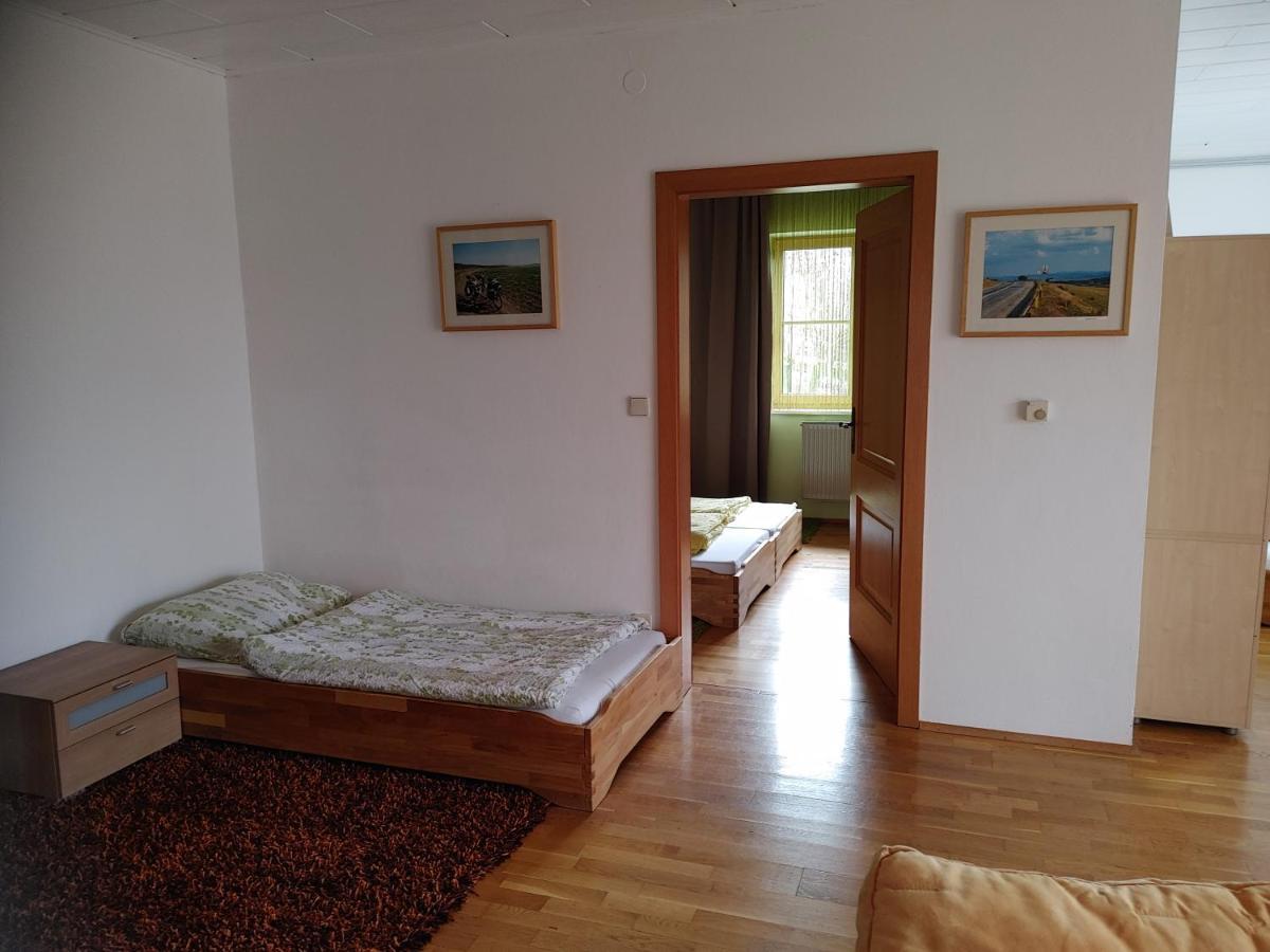 Ferienwohnung Familie Hofmann Aschach an der Steyr Buitenkant foto
